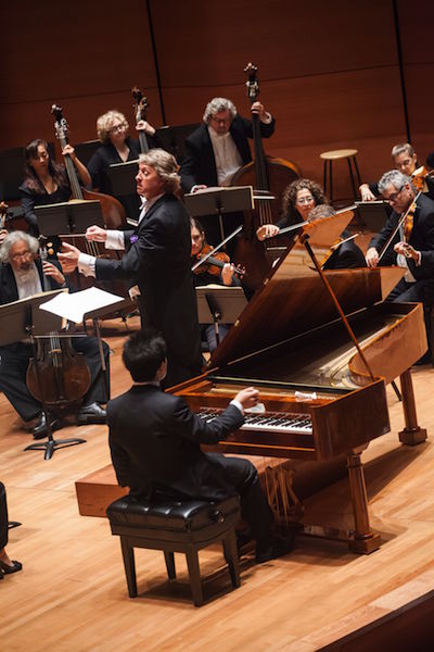 American Classical Orchestra conducted by Thomas Crawford with pianist Jiayan Sun. Photo by Arlette Landestoy