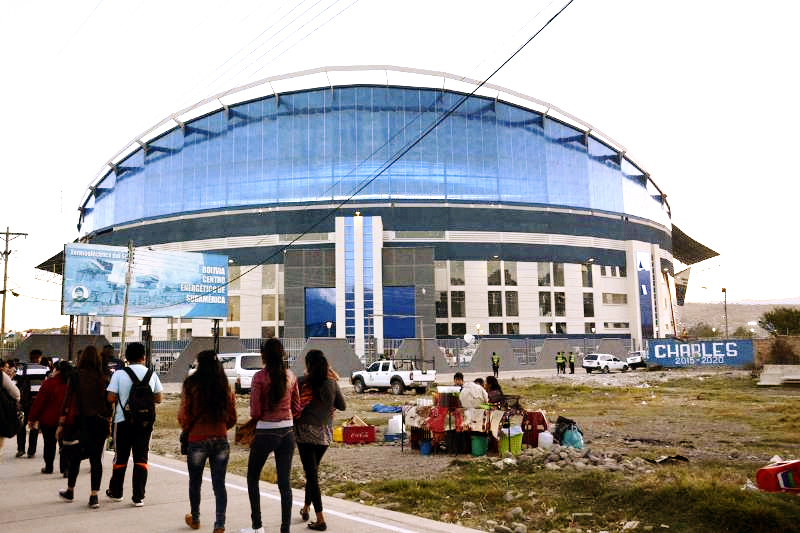 The new coliseum in Quillacollo, the largest in Bolivia, seats 12,000 people. Photo: gobernaciondecochabamba.bo