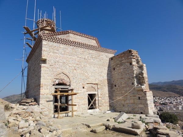 A small mosque inside the Ayasuluk Fortress