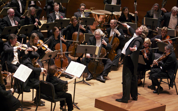Thomas Crawford conducts the American Classical Orchestra