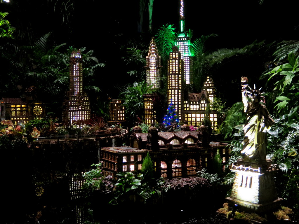 Paul Busse, Laura Busse Dolan, Applied Imagination, Holiday Train Show, New York Botanical Garden, Bar Car Nights