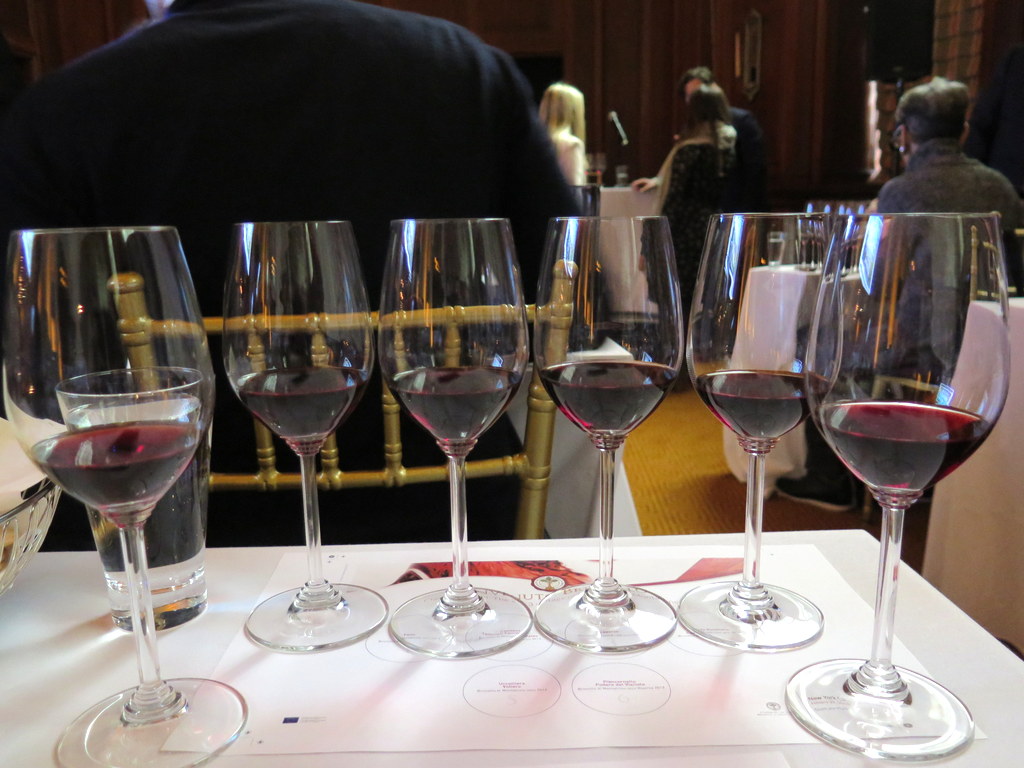 Piancornello e Podere del Visciolo, Tenuta Fanti, Brunello di Montalcino Wineries, Casisano,Caparzo, Castello di Romitorio, Uccelliera-Voliero, Consorzio del Vino Brunello di Montalcino, Tuscany, Italy