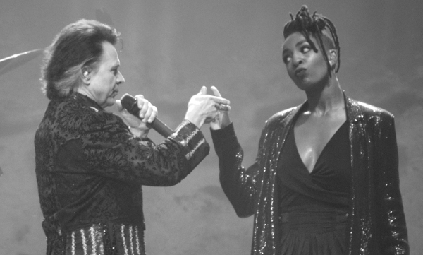 Photo of Lawrence Gowan and Shahi Teruko