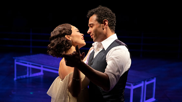 Photo of actors Lisa Helmi Johanson and Corbin Bleu in Anything Goes