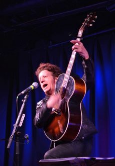 Willie Nile