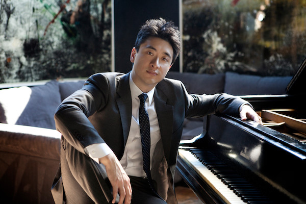 kevin kwan loucks