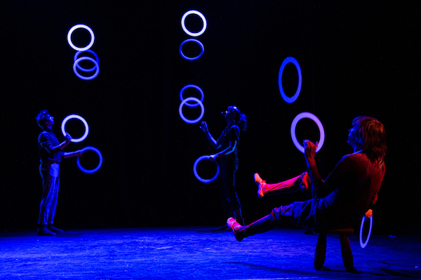 'Dead + Alive' juggling