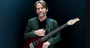Composer Steven Mackey (Image credit: stevenmackey.com)
