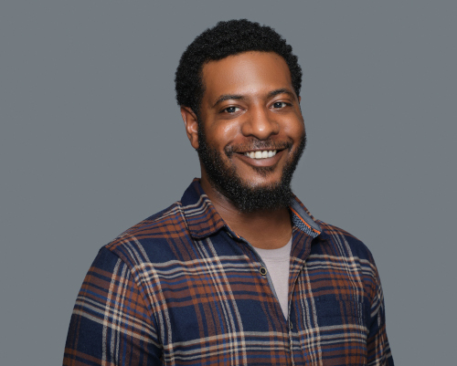 Photo of Khadahj Bennett smiling