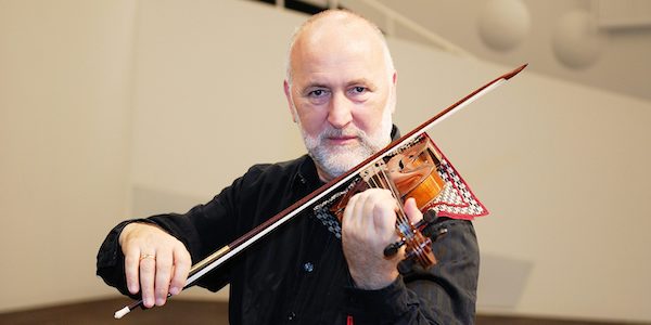 John Holloway playing the violin
