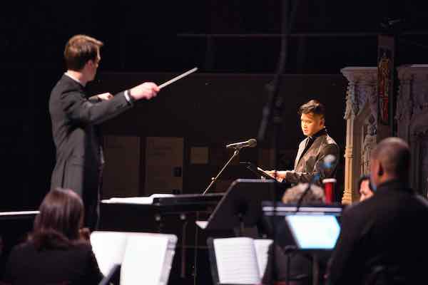 James Blachly, Enrico Lagasca with the Experiential Orchestra (photo credit: Stefan Bunbury)