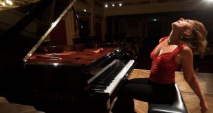 Pianist Kariné Poghosyan