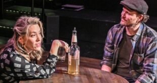 Kathleen Simmonds, Drew Valins in Herself