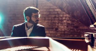 Pianist Michael Stephen Brown