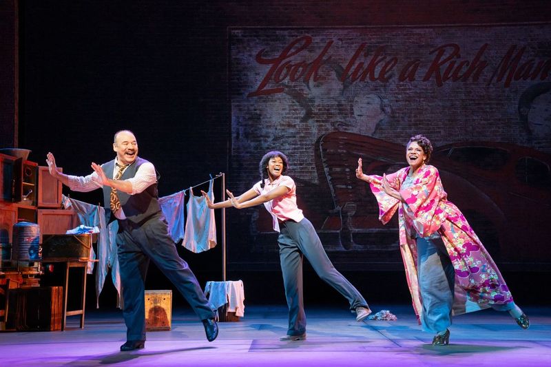 (L o R): Danny Burstein, Joy Woods, Audra McDonald in 'Gypsy' (Julieta Cervantes)