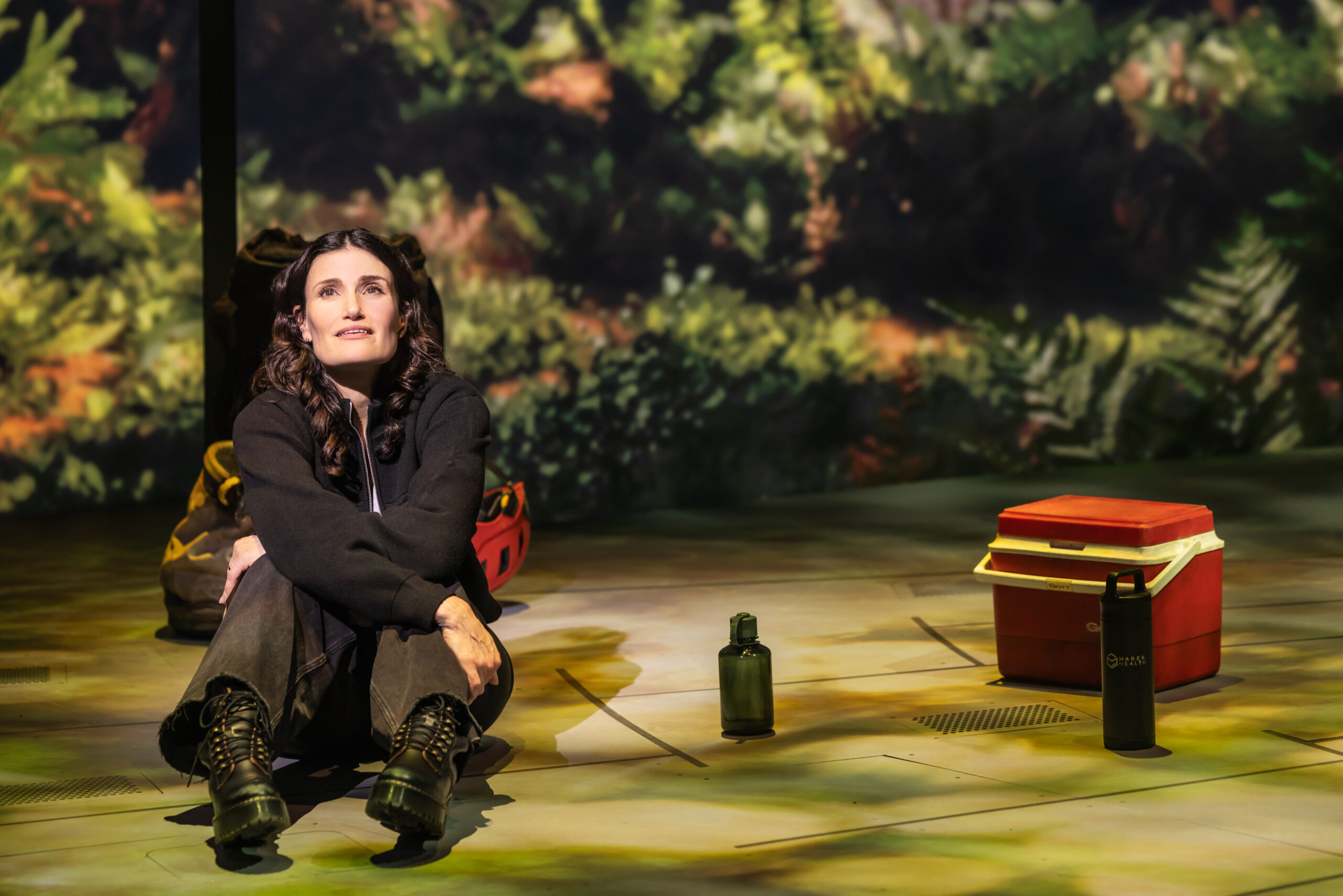 Idina Menzel, Redwood