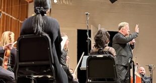 Maestro Justin Bischof addresses the audience during Modus Operandi Orchestra's all-Beethoven concert at Merkin Hall, NYC, March 12, 2025 (photo credit: Oren Hope)