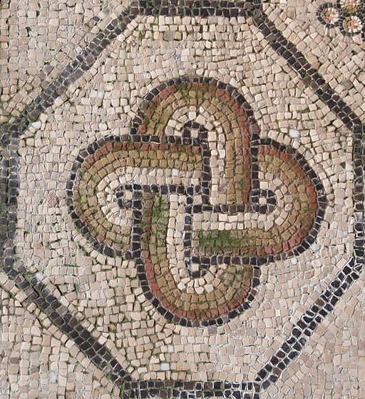 A Solomon's Knot Janezdrilc, CC0, via Wikimedia Commons