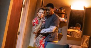 Carrie Coon, Namir Smallwood