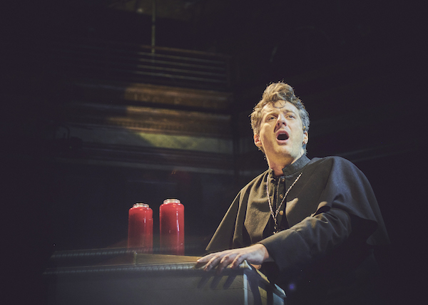 Matt Dengler in Heartbeat Opera's 'Manon!' (Andrew Boyle)