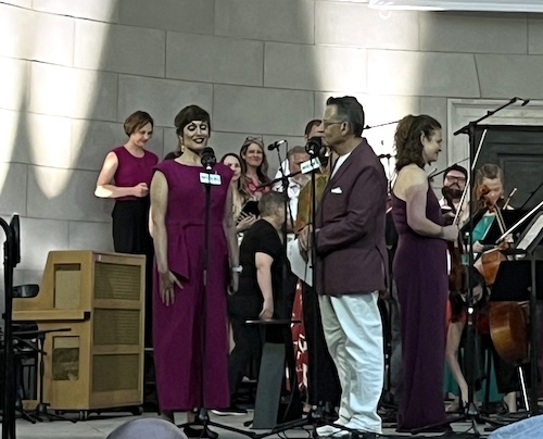 (L-R) Mezzo-soprano Megan Roth, WQXR's Elliott Forrest, concertmaster Rebecca Fischer with Baroklyn, 9 June 2026 (Oren Hope)