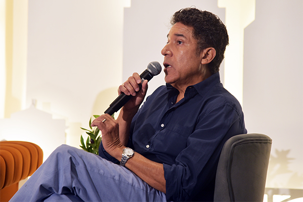 Oscar Nunez had more stories than anyone else
