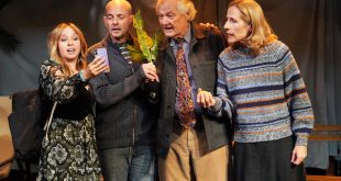 (L-R) Natalie Lander, Jonathan Slavin, Andy Robinson, and Liza Seneca in 'Sukkot' at 59e59 Theaters, July 2026 (Carol Rosegg)