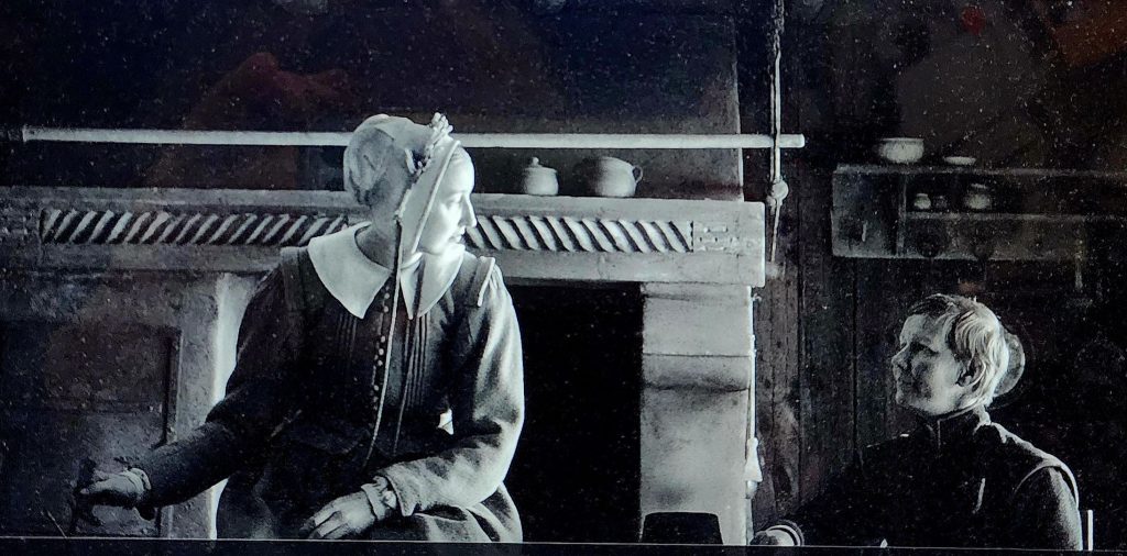 (L to R): Caro Braun, Sandra Hüller in Rose (courtesy of Mubi)